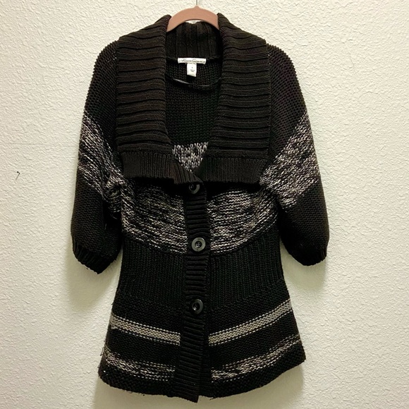 🆕 Kenneth Cole Cardigan w/ 3/4 Length Bishop Sleeve - Black & White - Picture 1 of 6
